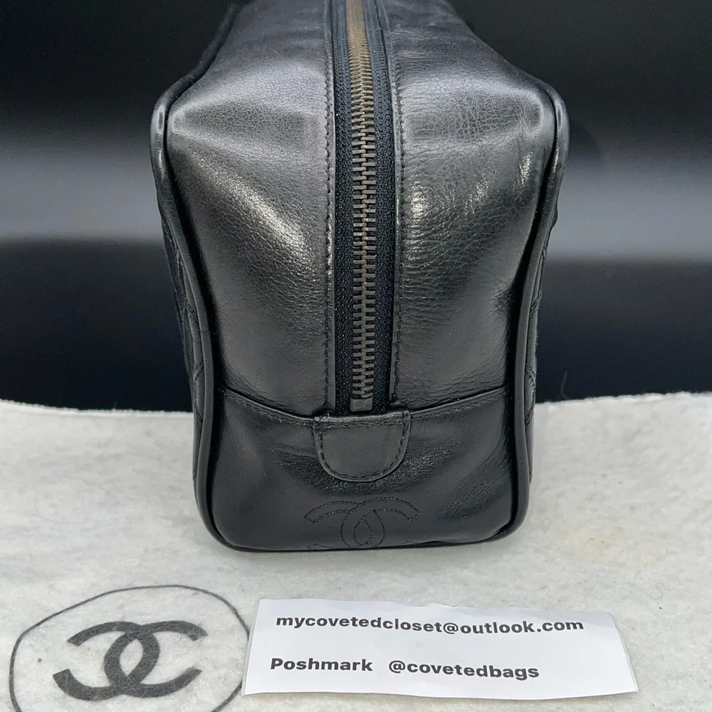 CHANEL Vintage Quilted Black Toiletry Bag Very Good Condition! - Picture 4 of 10